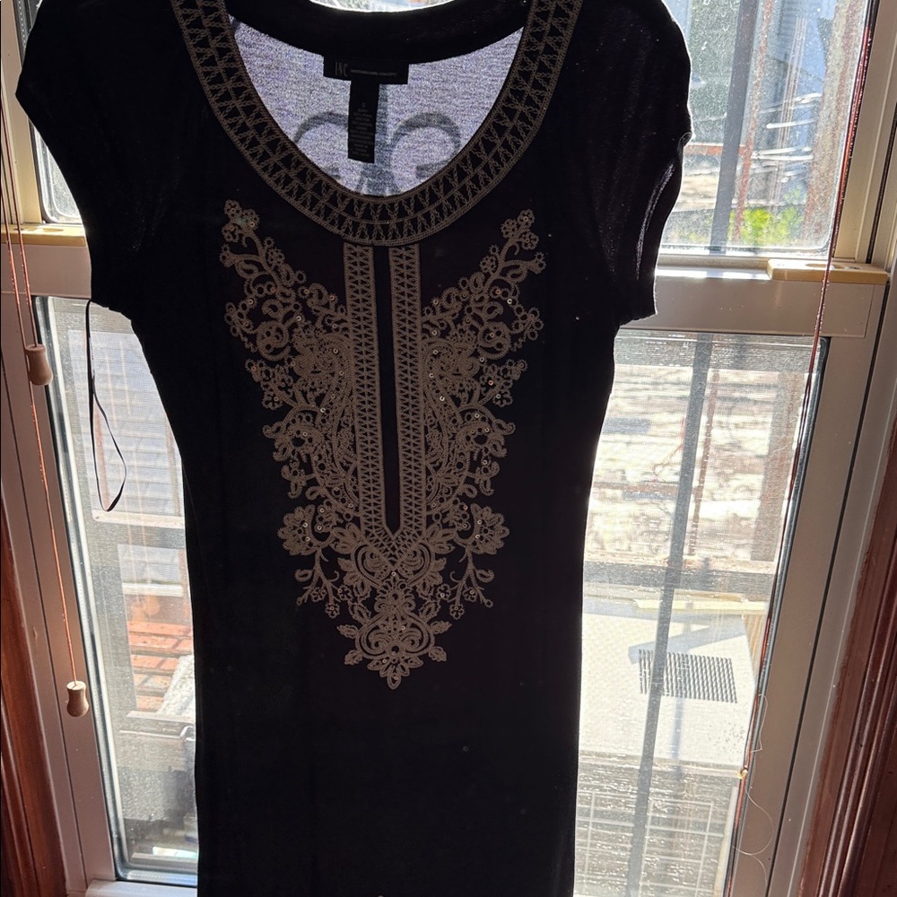 INC International Concepts Black Short-Sleeve Tee with Cream Embroidered Front